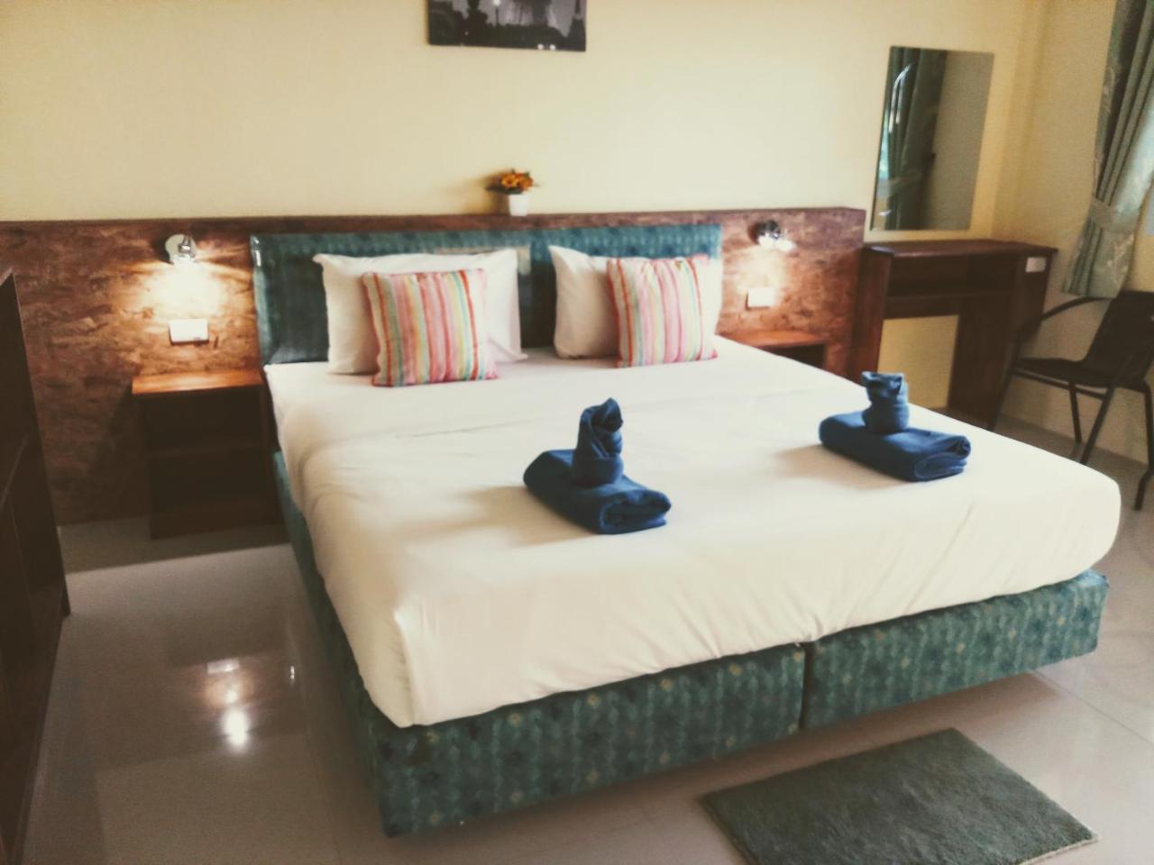 Апартаменты Bangtao Mango House (Adults Only) Пляж Банг Тао Экстерьер фото